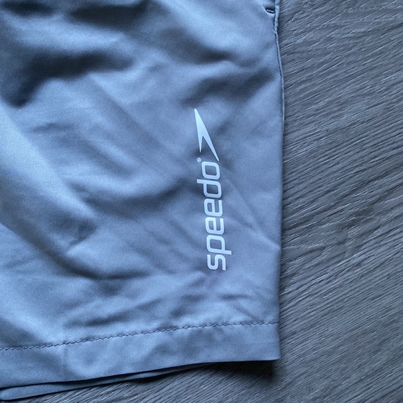 Speedo Colorblock Swim Shorts Size S - Picture 7 of 10